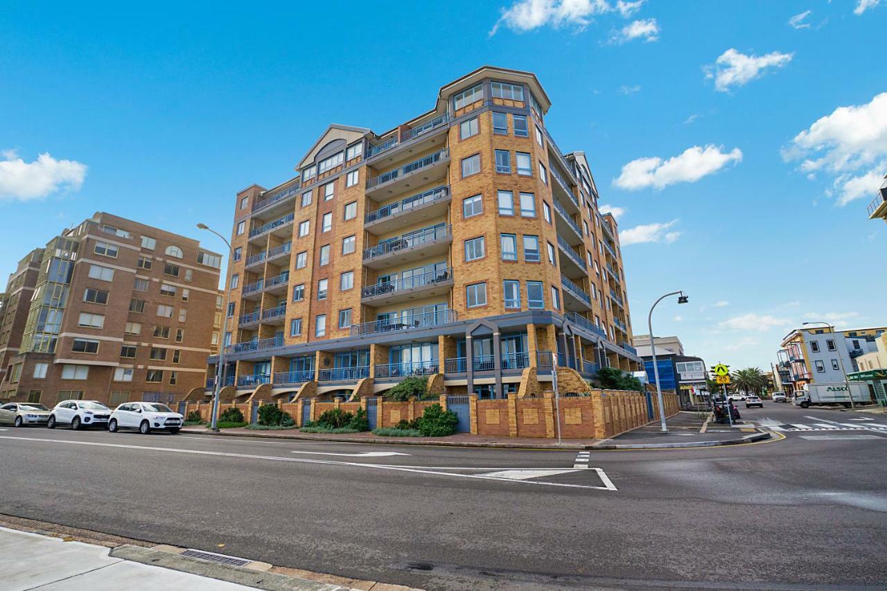 Newcastle Short Stay Accommodation - Sandbar Newcastle Beach Exterior foto