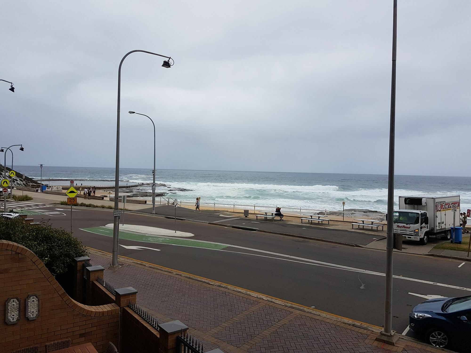 Newcastle Short Stay Accommodation - Sandbar Newcastle Beach Exterior foto